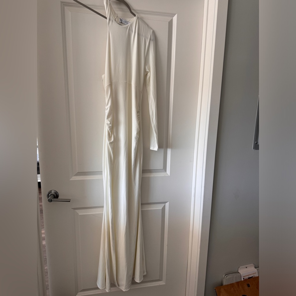 Club L London Maternity Cream Long Sleeve Dress